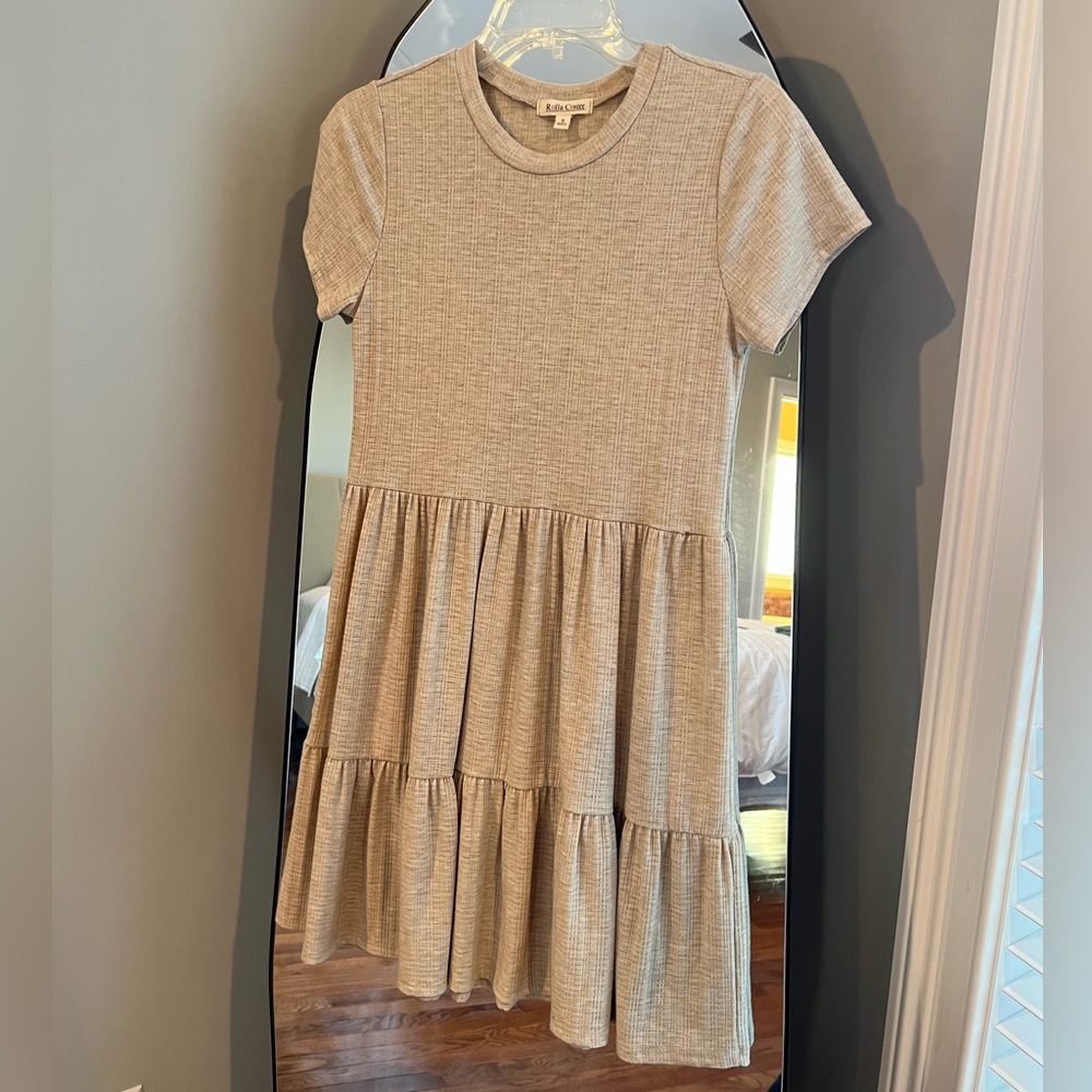 Rolla Coaster | Beige t-shirt dress